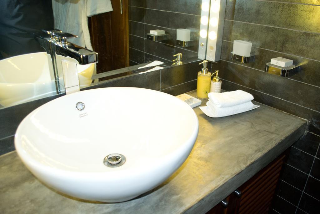 Apartment Unique Towers Luxury Boutique Colombo